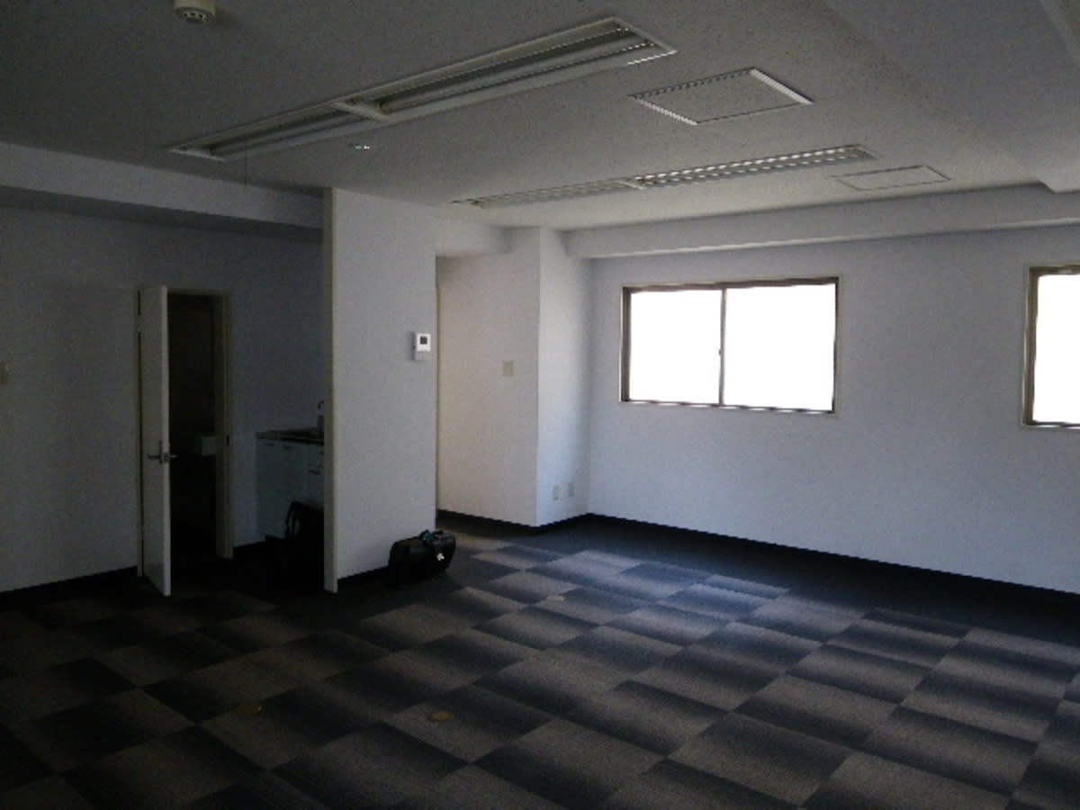 v20240822174132/fresh/building/J00100356735_6