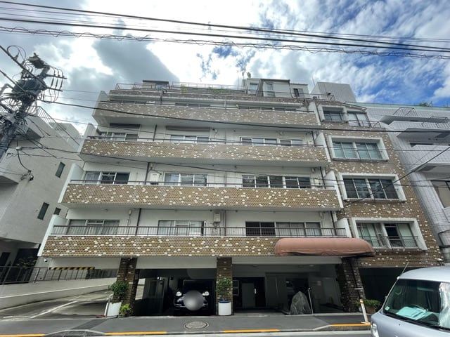 v20240830174107/fresh/building/J00100364900_6