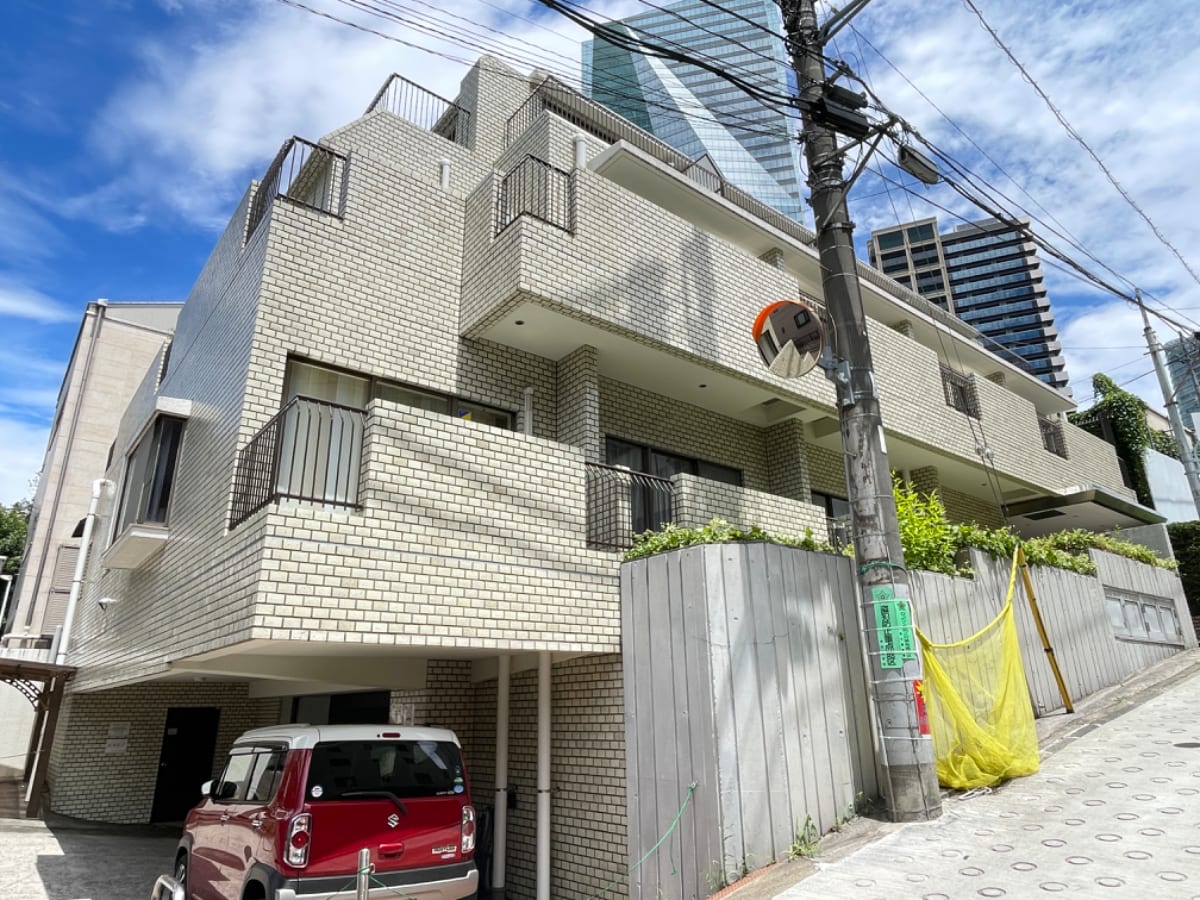 v20240830174107/fresh/building/J00100378070_6