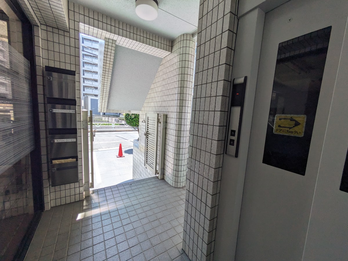 v20240830174107/fresh/building/J00100378624_7