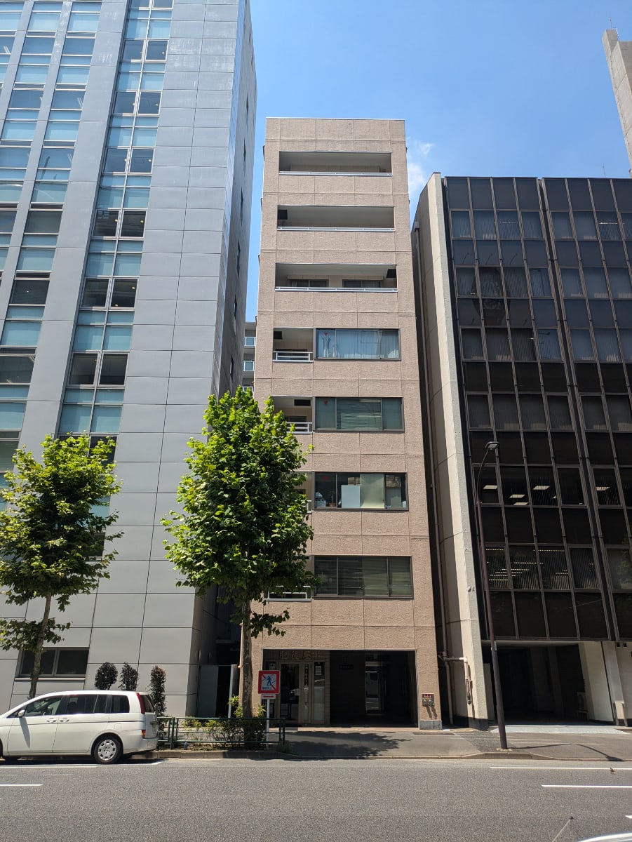 v20240919174106/fresh/building/J00100359834_5