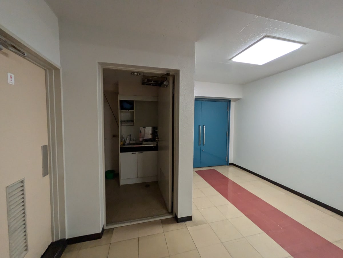 v20240925174106/fresh/building/J00100364711_14