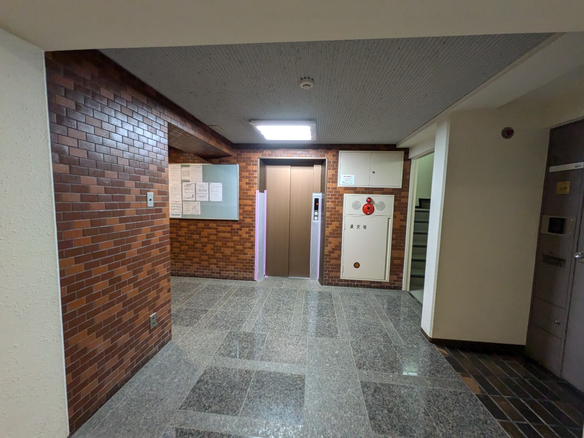 v20240925174106/fresh/building/J00100364897_18
