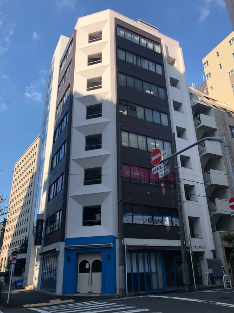 v20240925174106/fresh/building/J00100369899_1