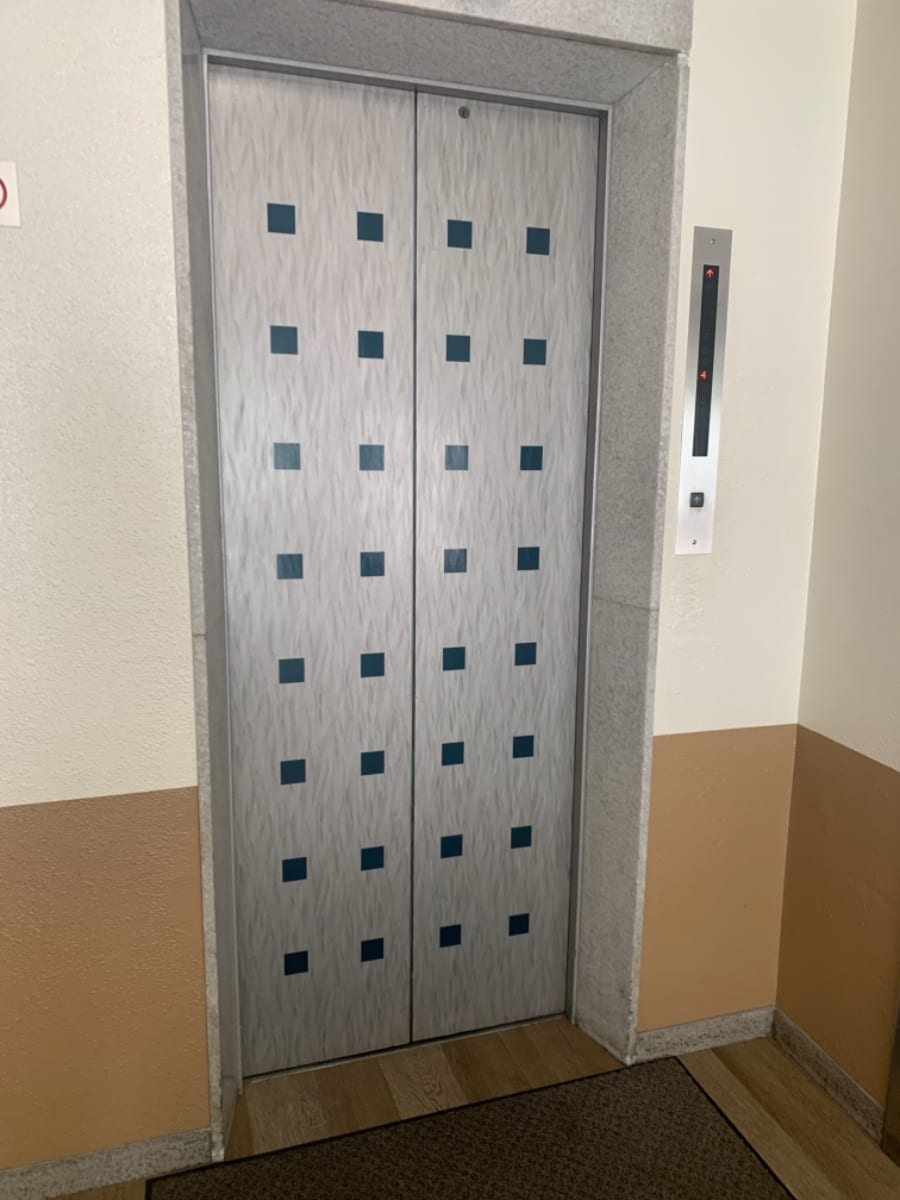 v20240925174106/fresh/building/J00100382670_4
