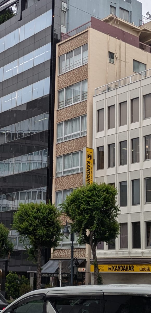 v20240926174059/fresh/building/J00100359283_5