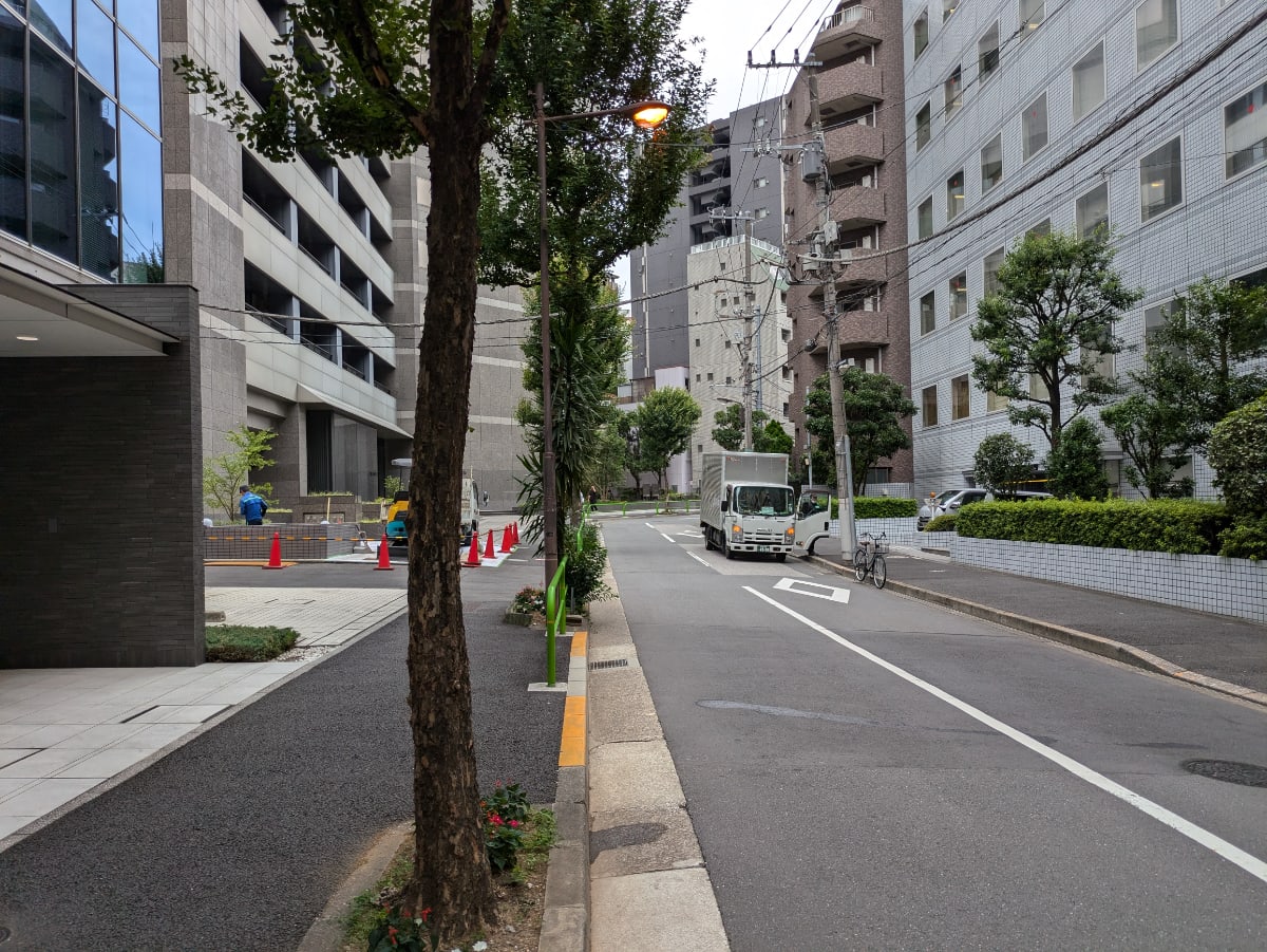 v20240926174059/fresh/building/J00100365316_2
