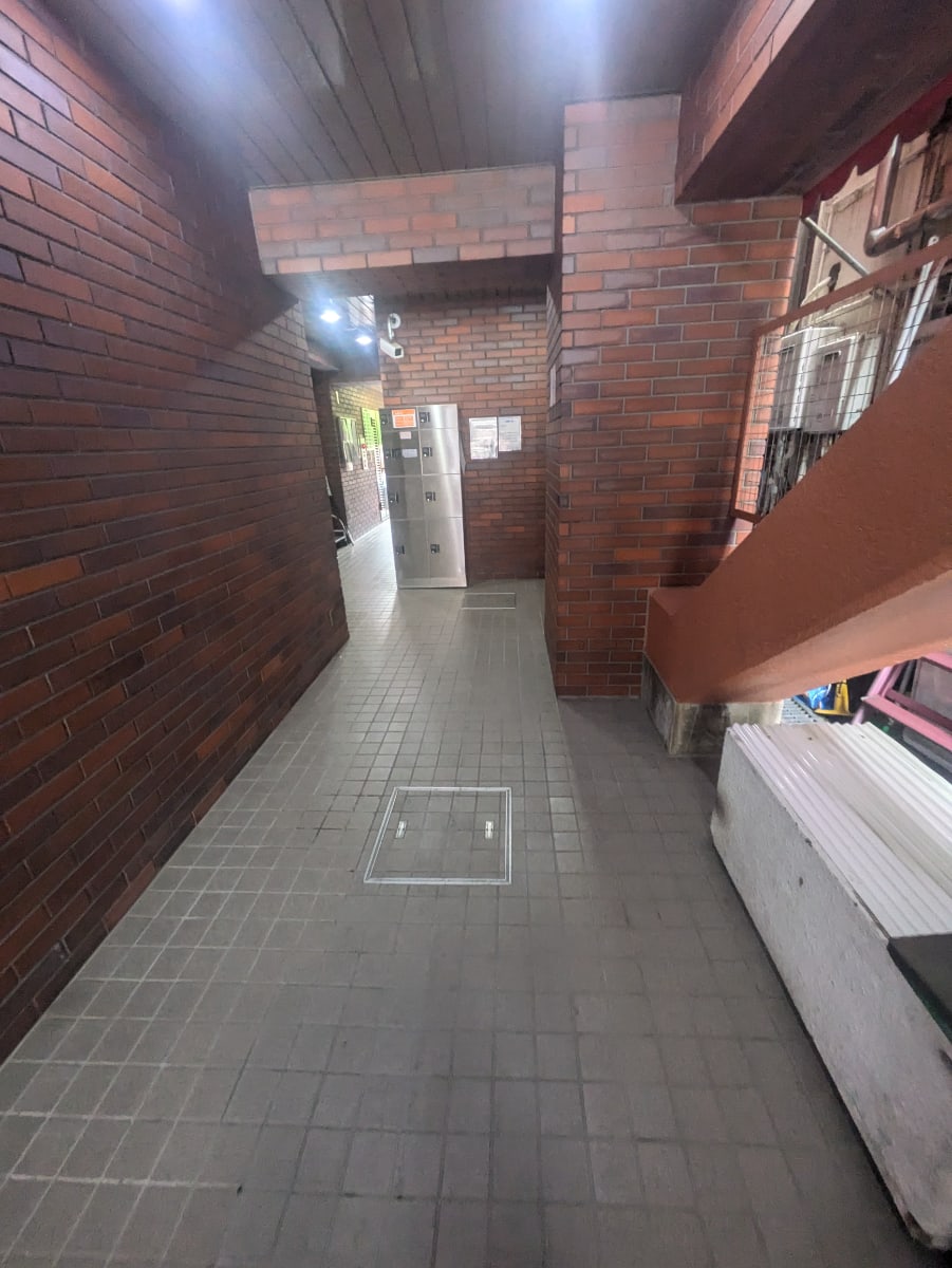 v20240927174107/fresh/building/J00100366668_11