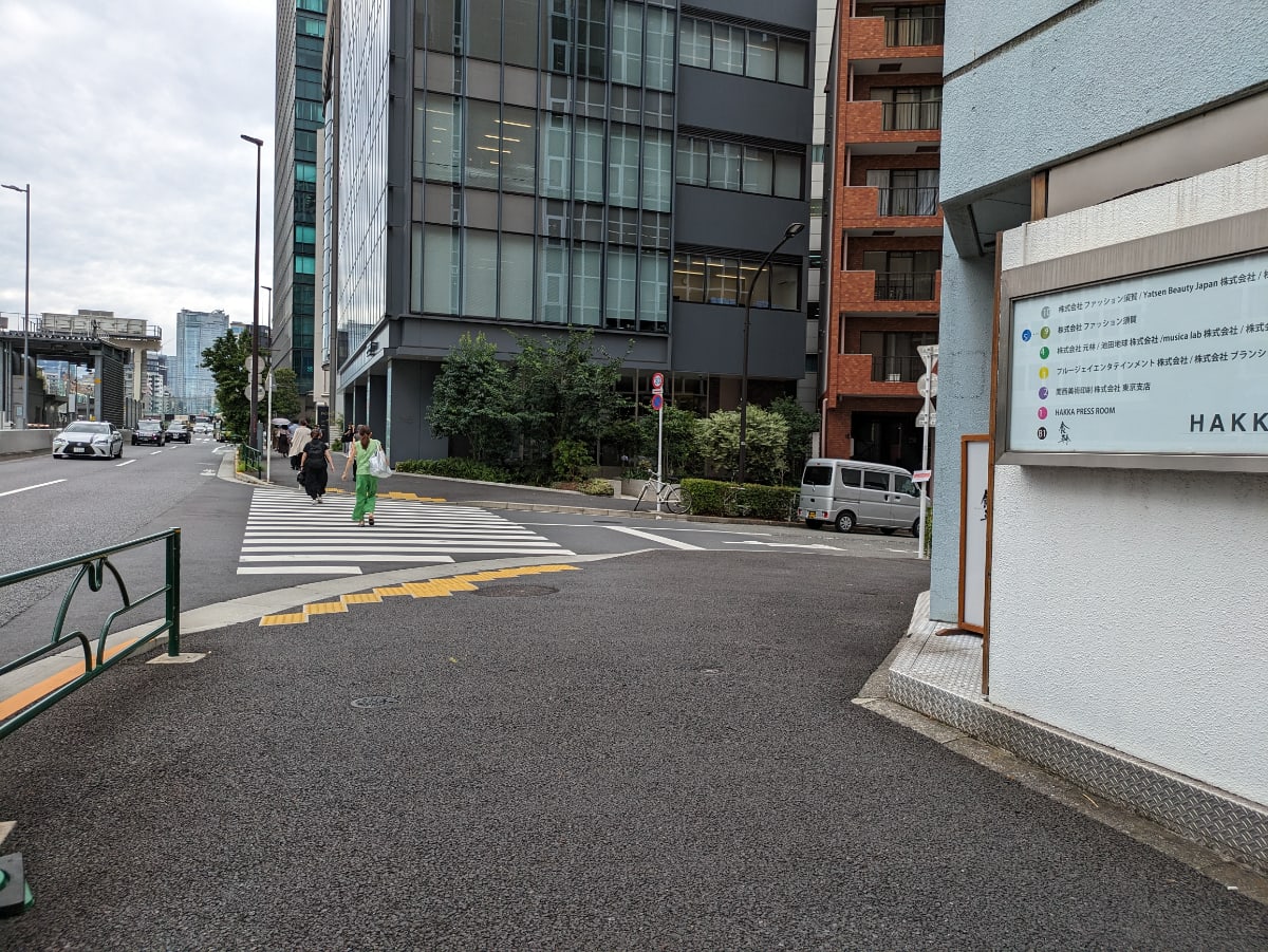 v20241008174054/fresh/building/J00100364064_2
