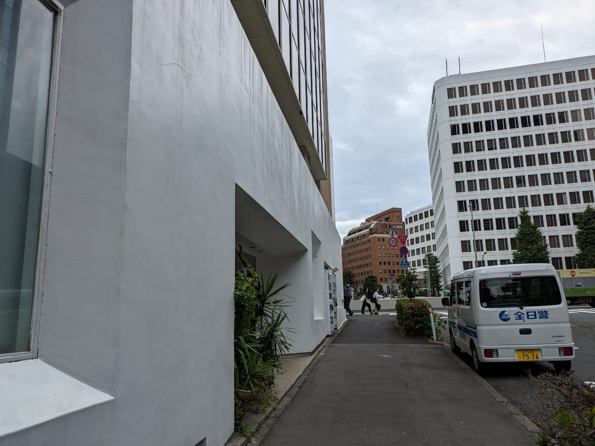 v20241008174054/fresh/building/J00100364064_63