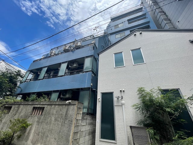 v20241008174054/fresh/building/J00100366877_8