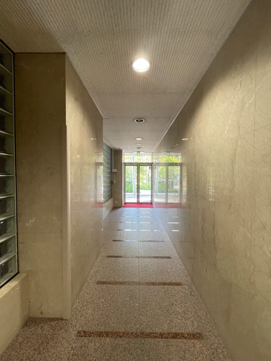 v20241008174054/fresh/building/J00100420983_13