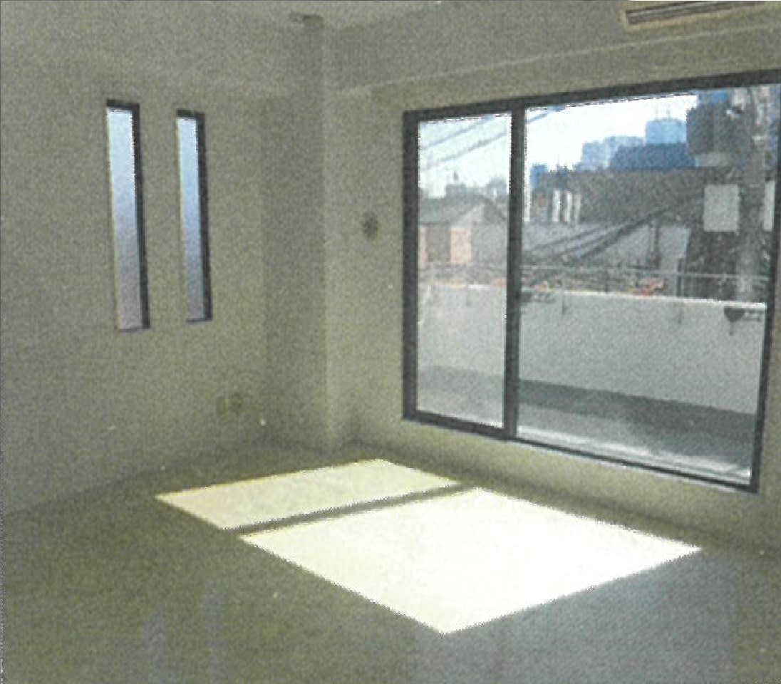 v20241009174102/fresh/building/J00100360479_4