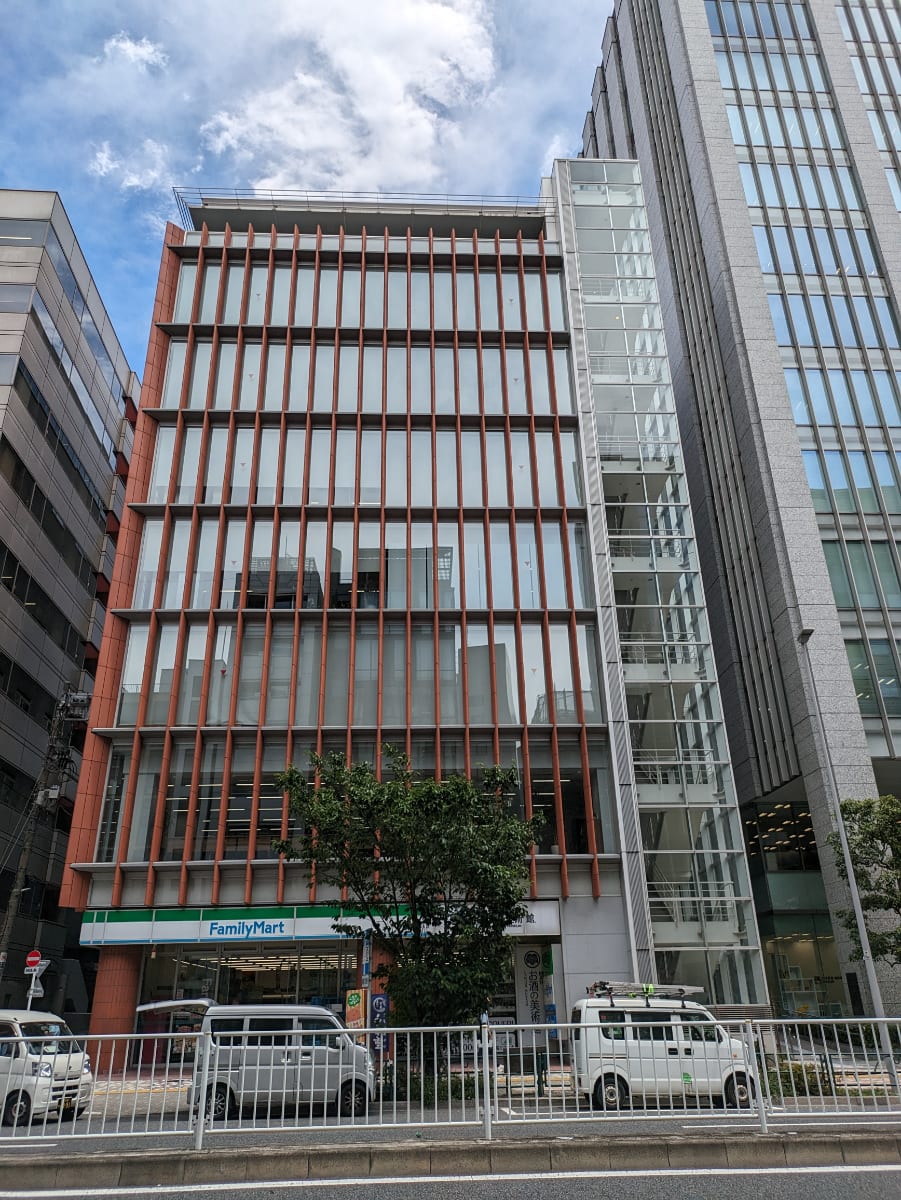v20241009174102/fresh/building/J00100364308_21