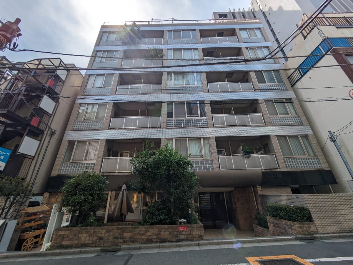 v20241009174102/fresh/building/J00100369857_1