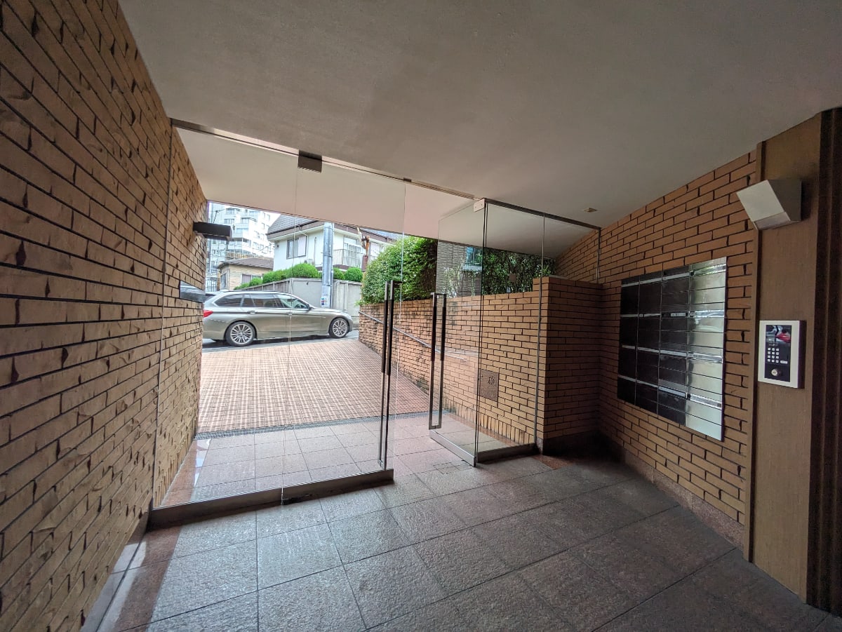 v20241021174107/fresh/building/J00100356581_13