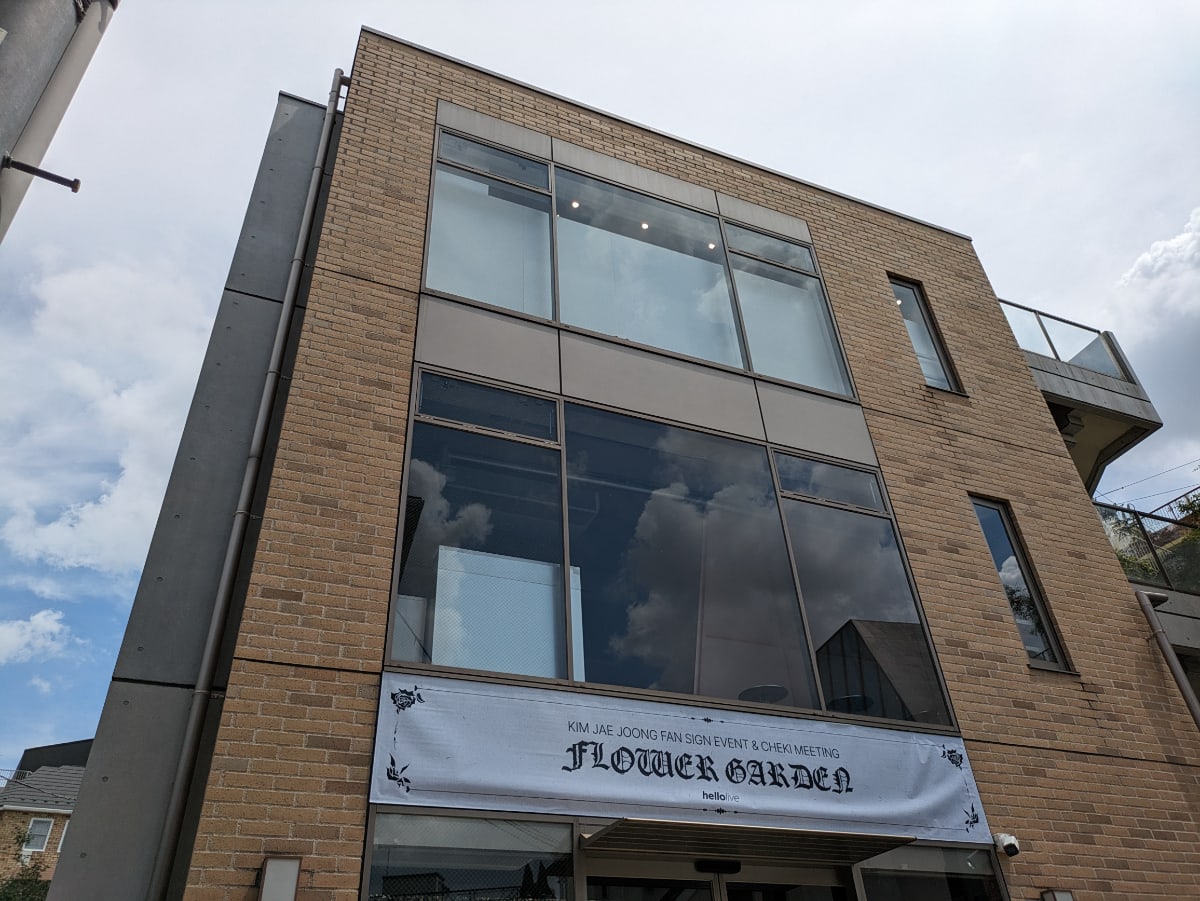 v20241021174107/fresh/building/J00100402765_19