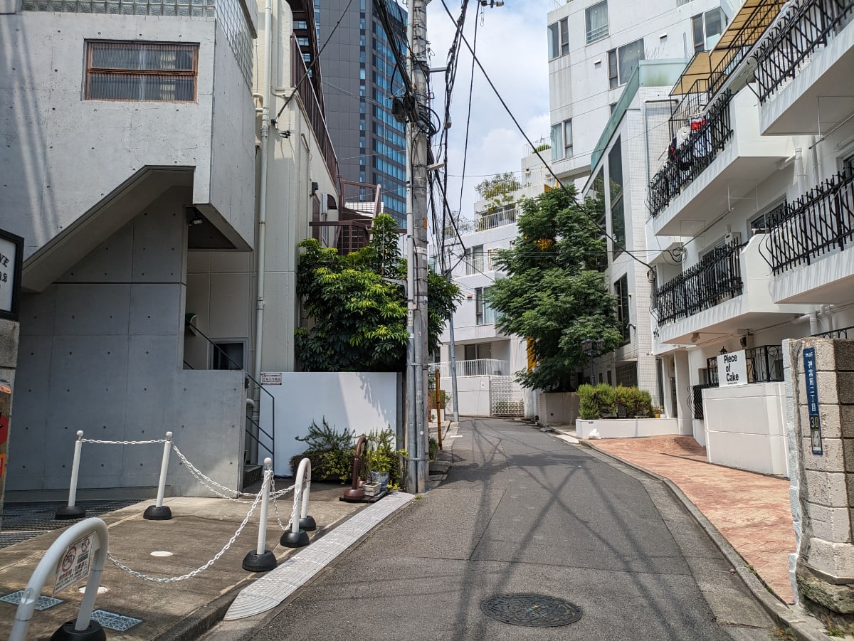 v20241029174056/fresh/building/J00100364647_16