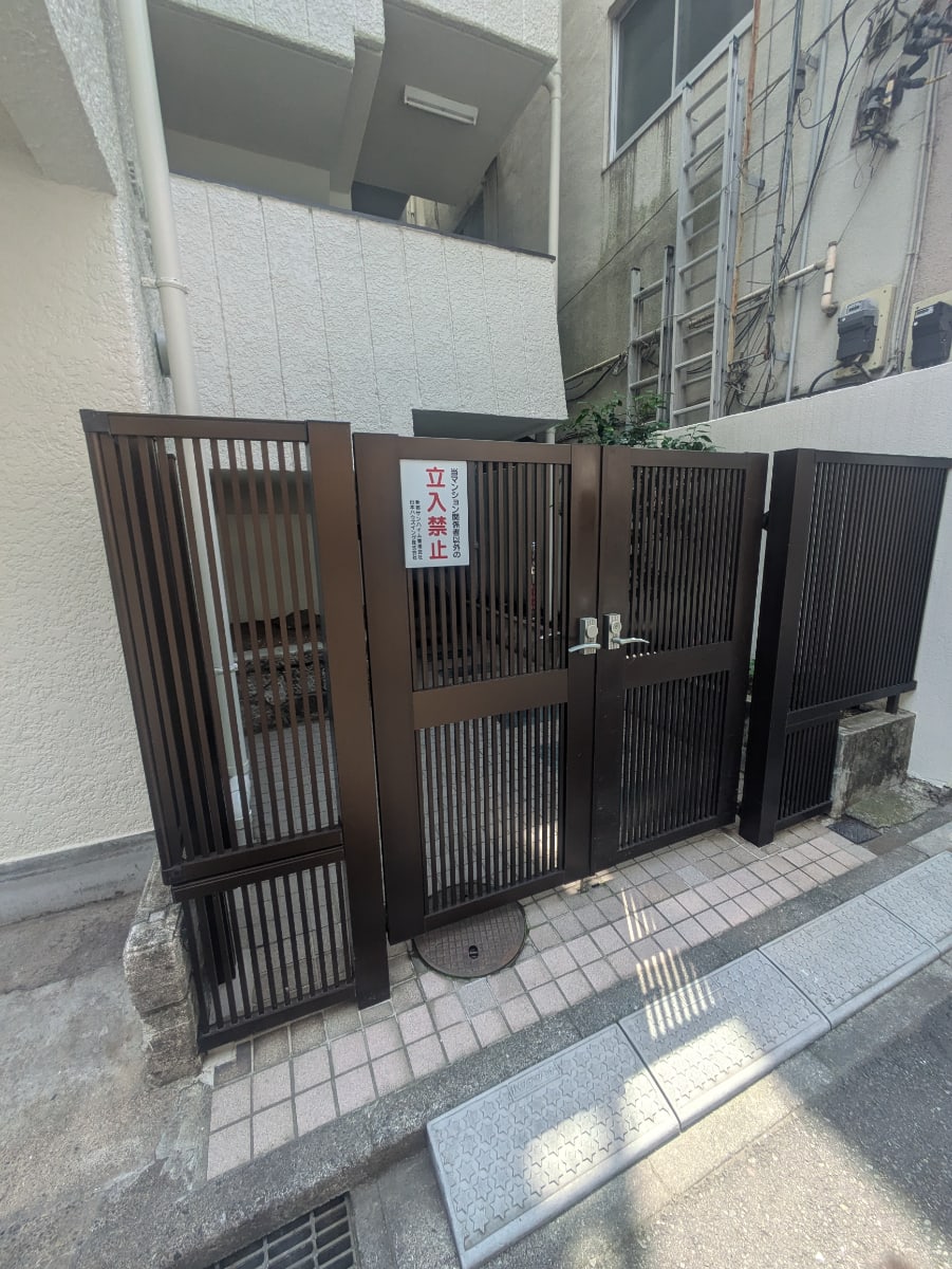 v20241113174104/fresh/building/J00100356871_10