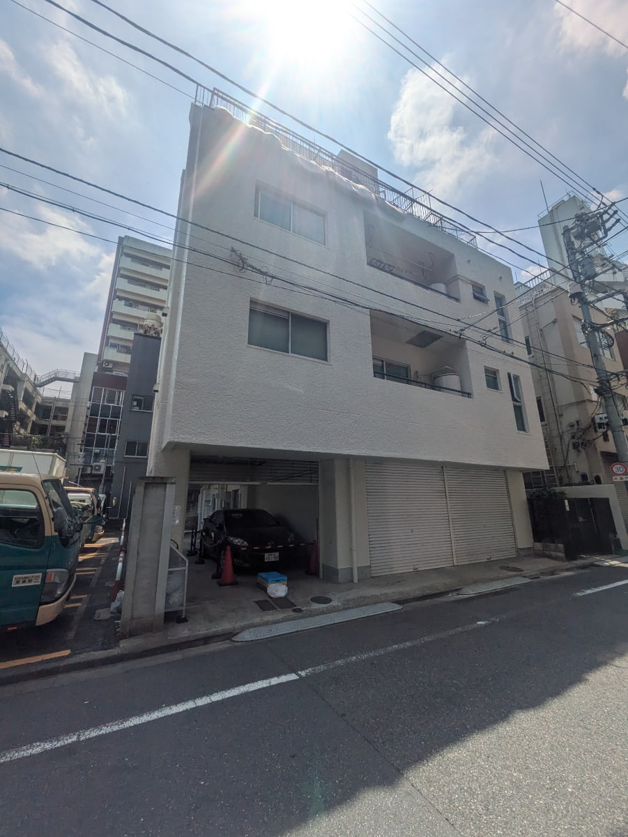 v20241113174104/fresh/building/J00100356871_12