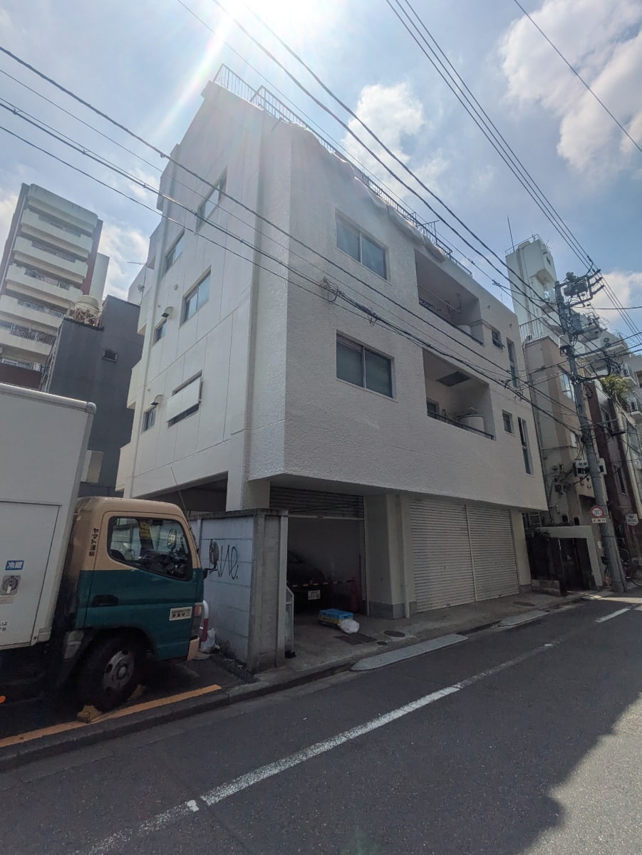 v20241113174104/fresh/building/J00100356871_6