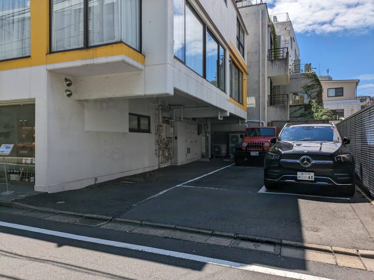 v20241120174114/fresh/building/J00100356575_11