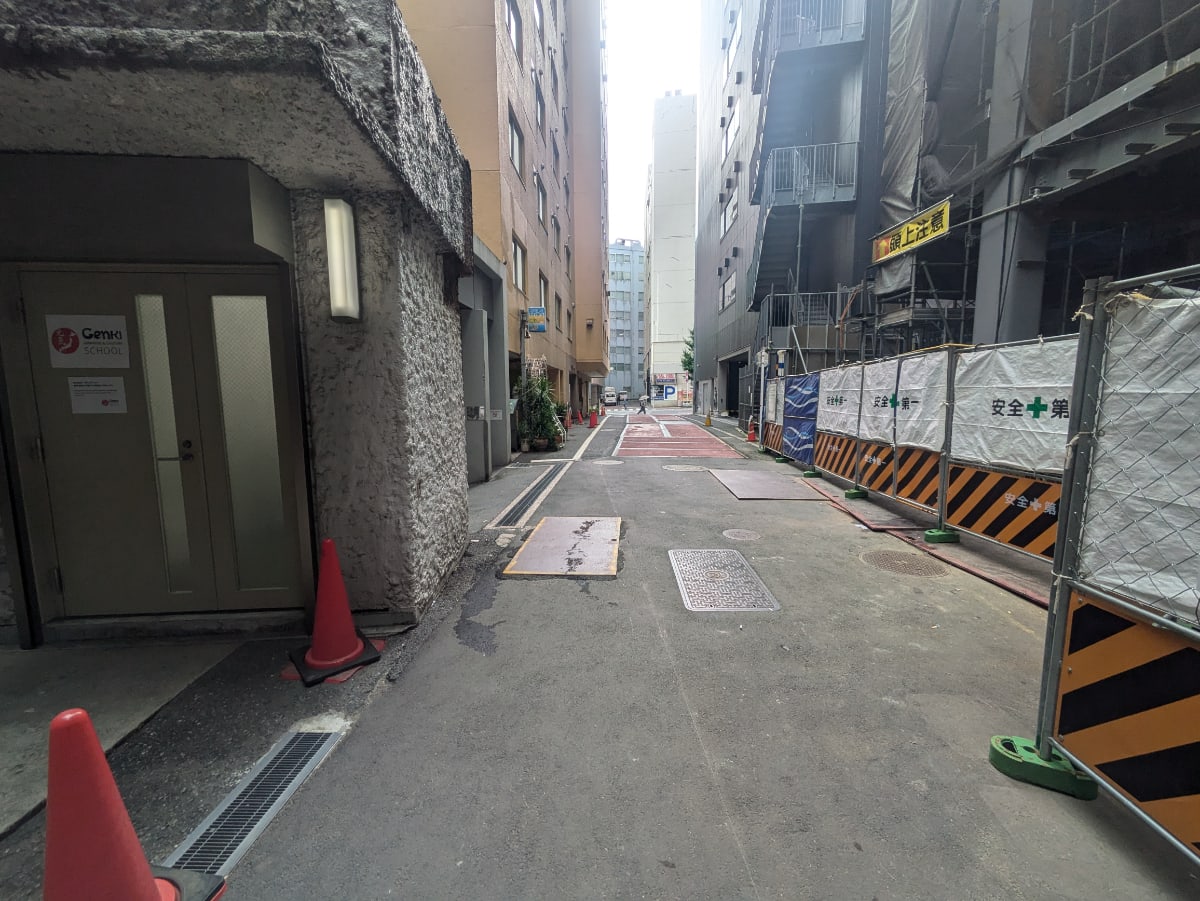 v20241120174114/fresh/building/J00100356857_2