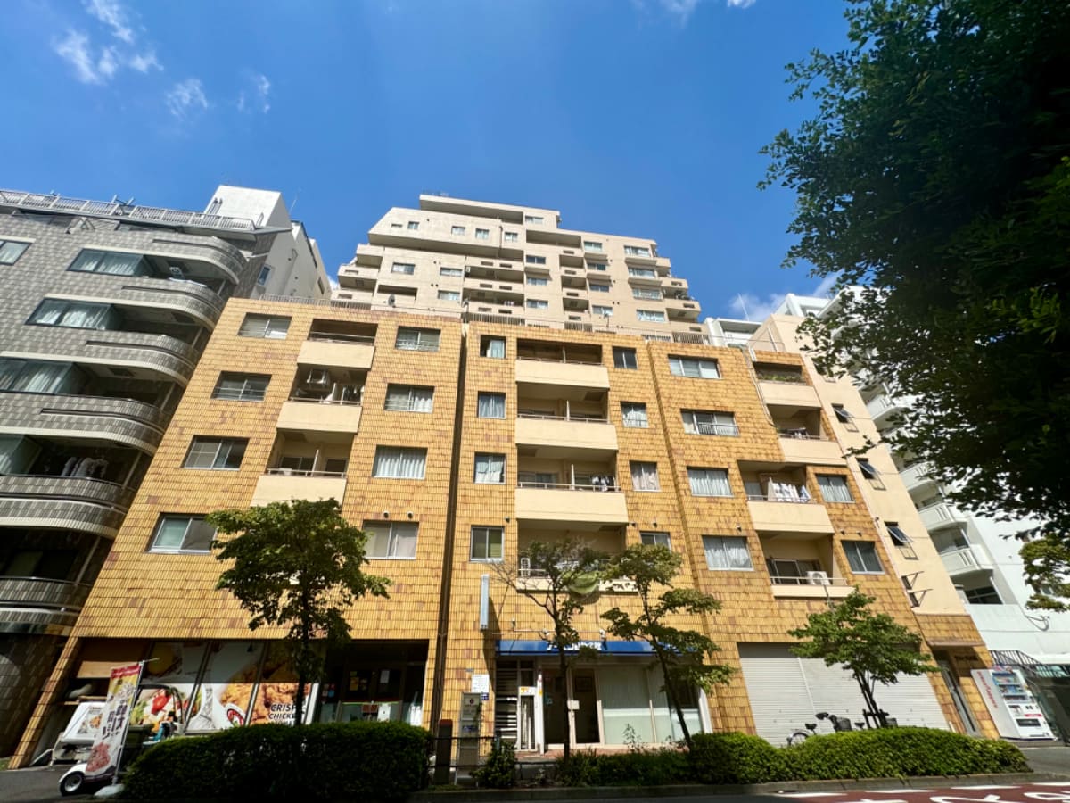 v20241120174114/fresh/building/J00100356978_1