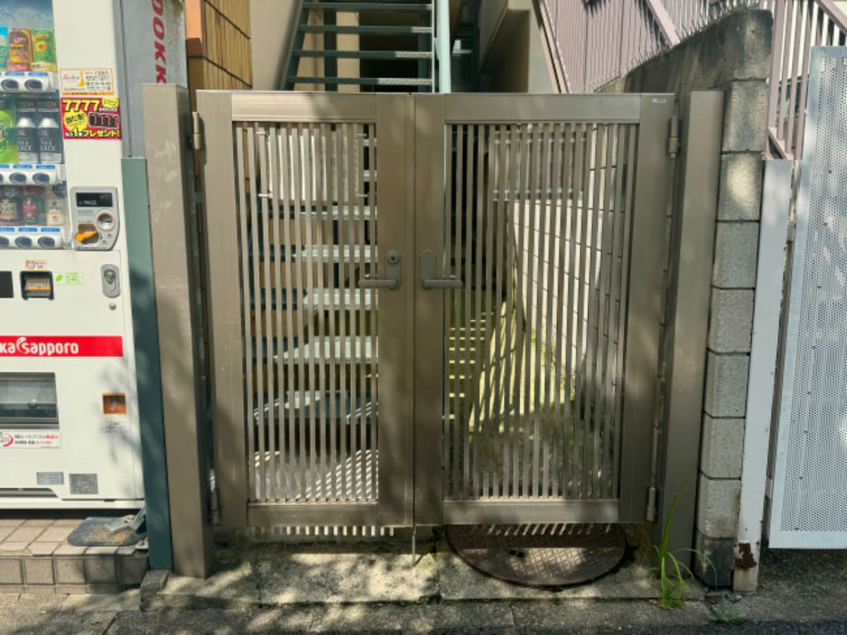 v20241120174114/fresh/building/J00100356978_10
