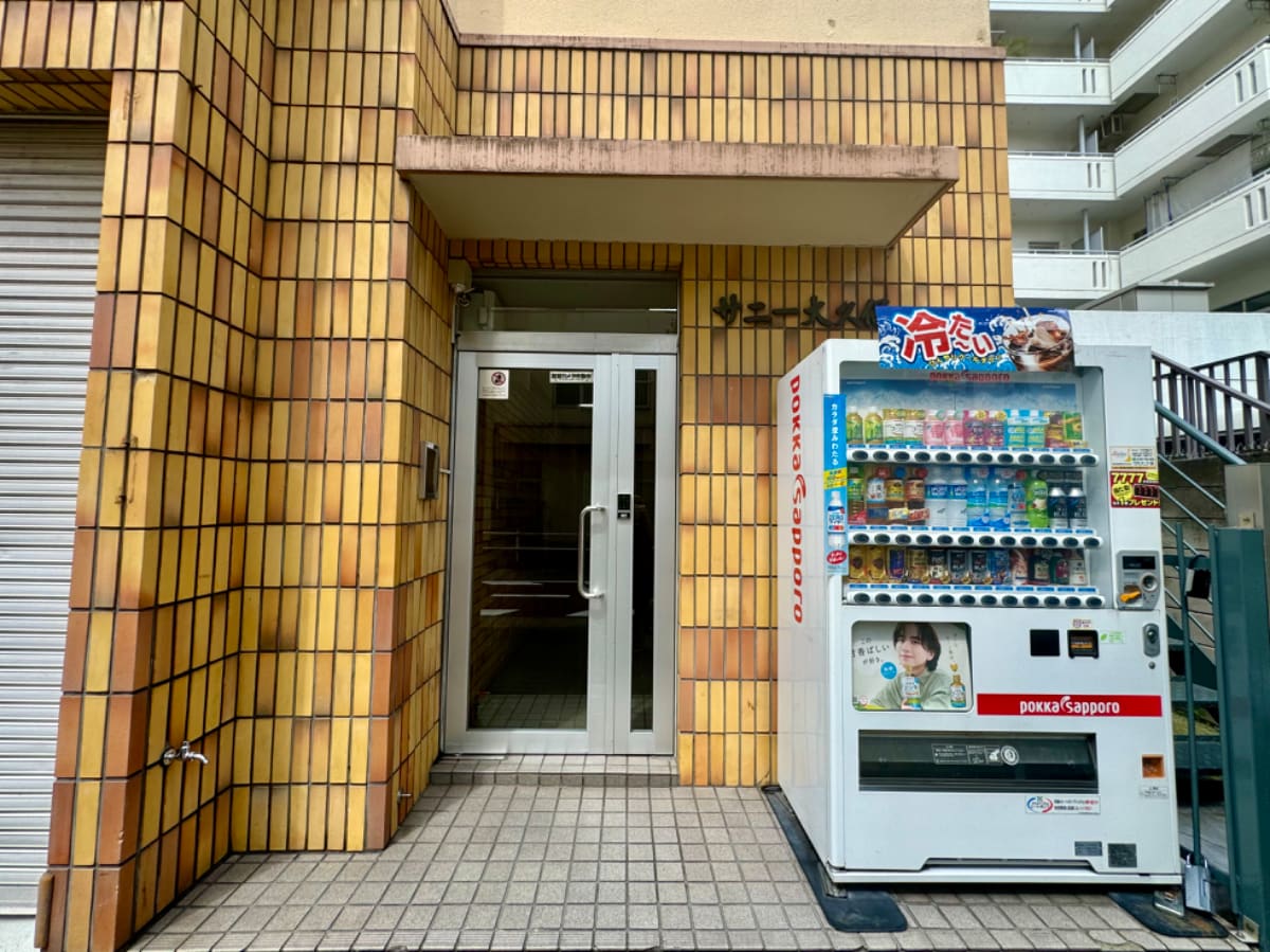v20241120174114/fresh/building/J00100356978_3