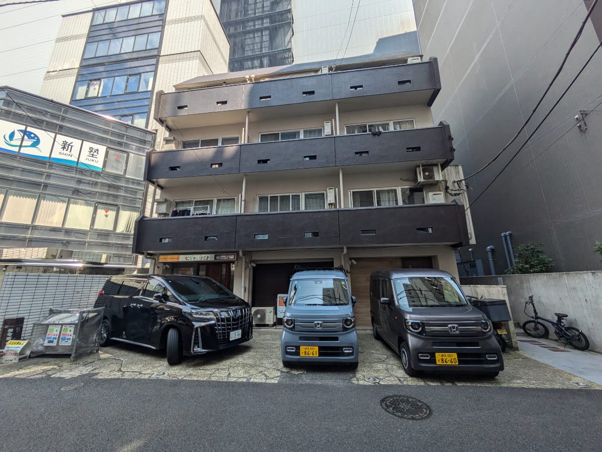 v20241120174114/fresh/building/J00100357644_1