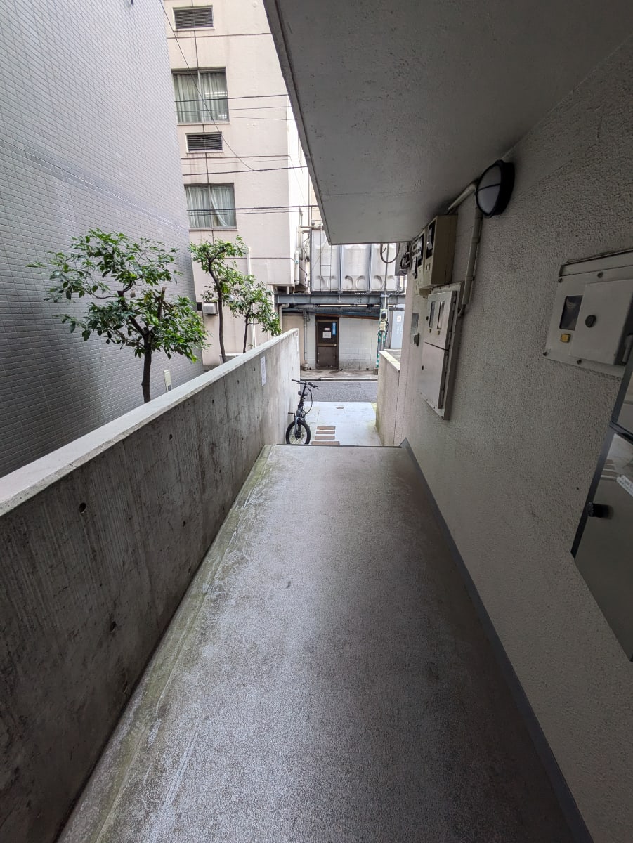 v20241120174114/fresh/building/J00100357644_5