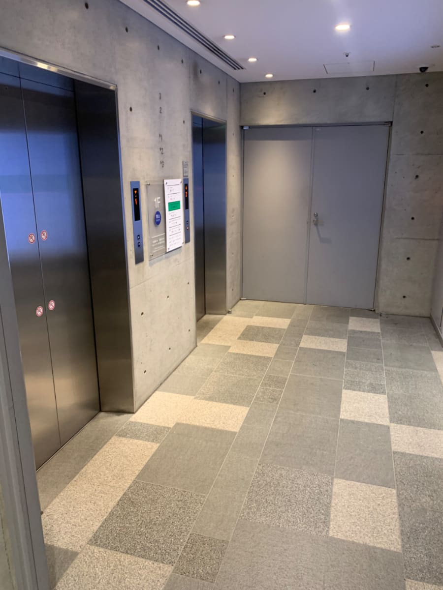 v20241120174114/fresh/building/J00100363223_4