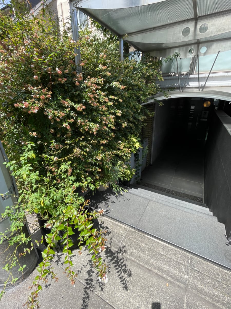 v20241120174114/fresh/building/J00100363731_12