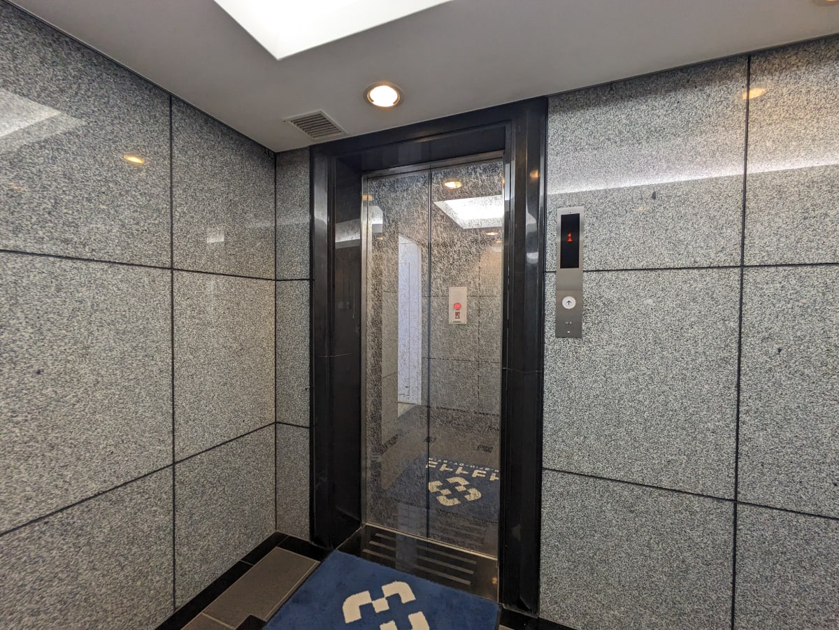 v20241120174114/fresh/building/J00100365814_4