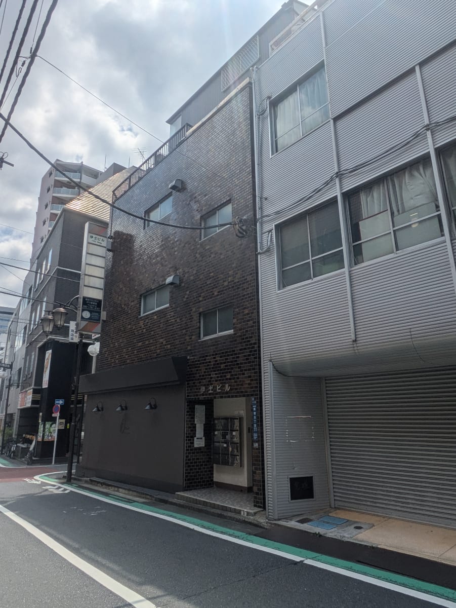 v20241120174114/fresh/building/J00100369291_16