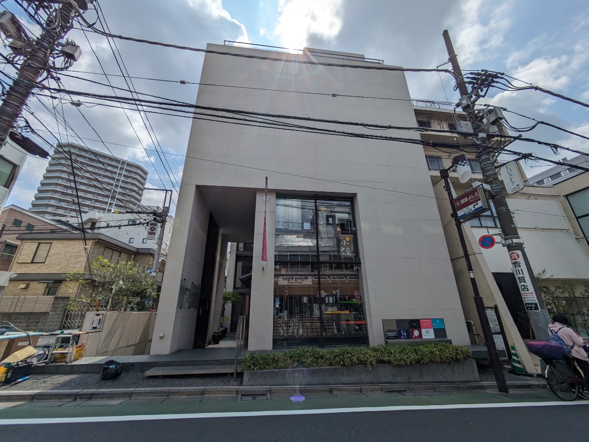 v20241120174114/fresh/building/J00100369732_6