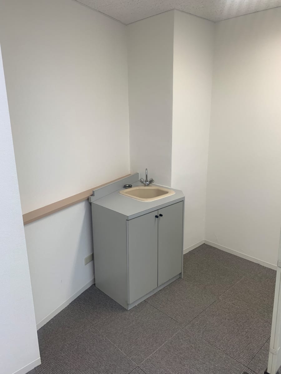 v20241125174106/fresh/building/J00100374402_24