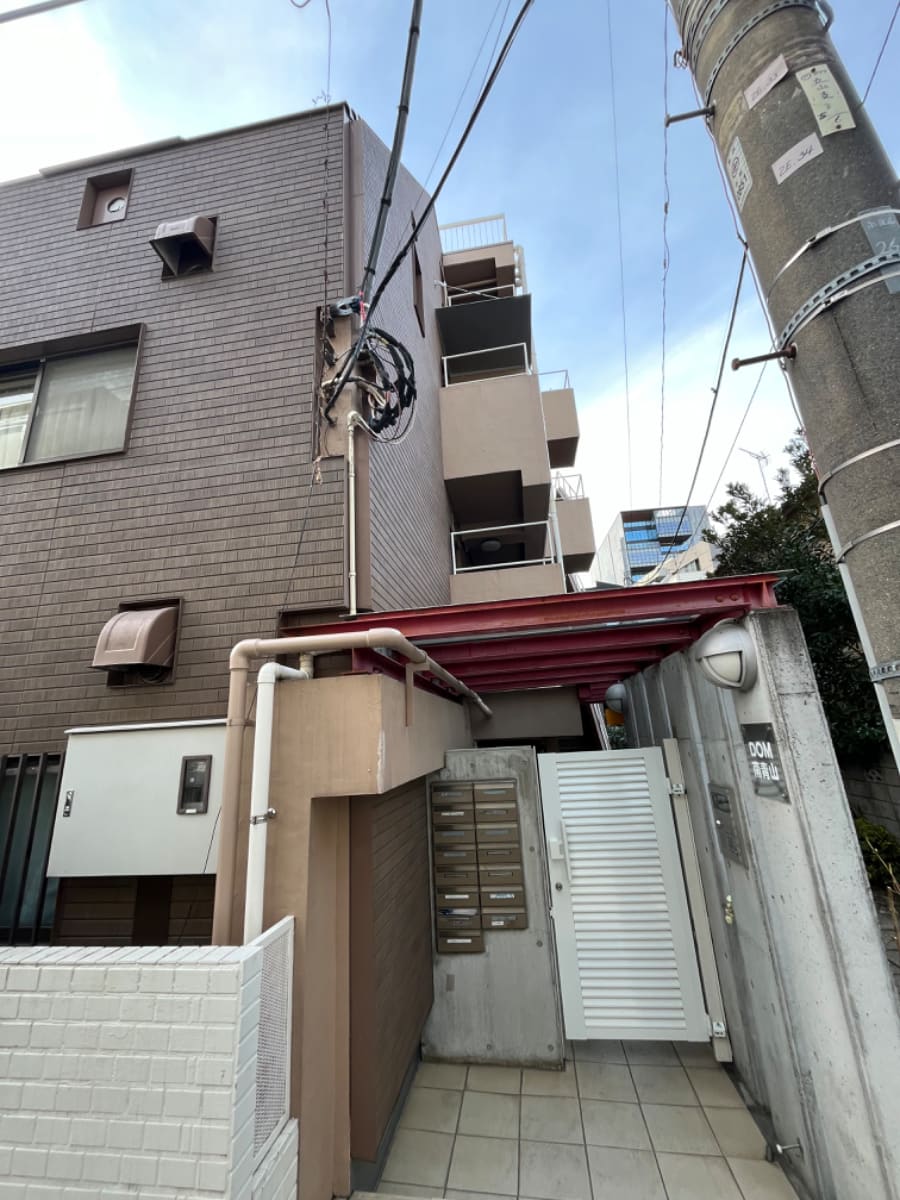 v20241127174058/fresh/building/J00100357065_3