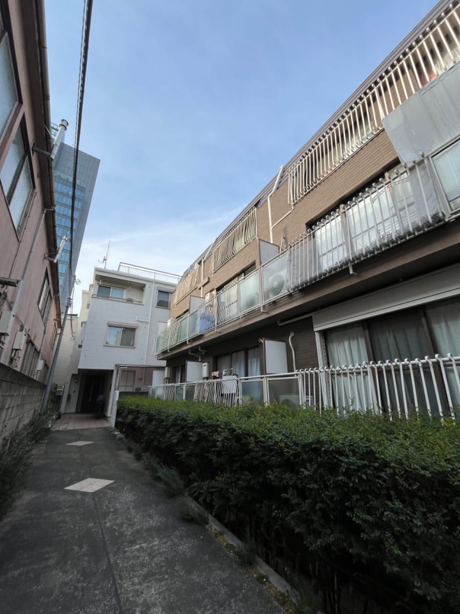 v20241127174058/fresh/building/J00100357065_7
