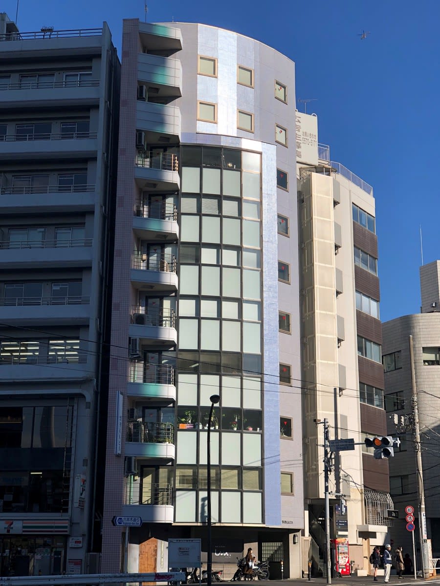 v20241127174058/fresh/building/J00100367398_5