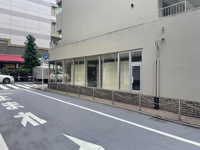 v20241206174107/fresh/building/J00100367074_8