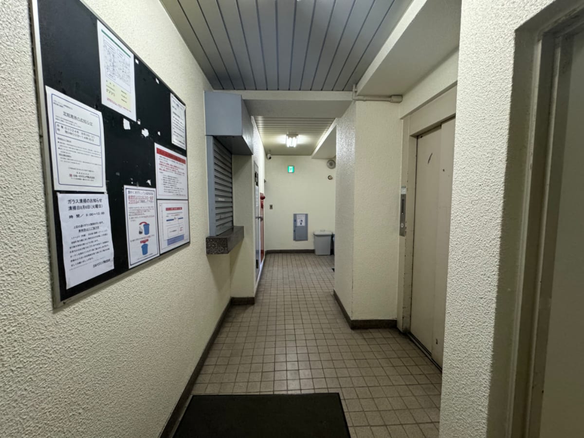 v20241212174100/fresh/building/J00100366752_5
