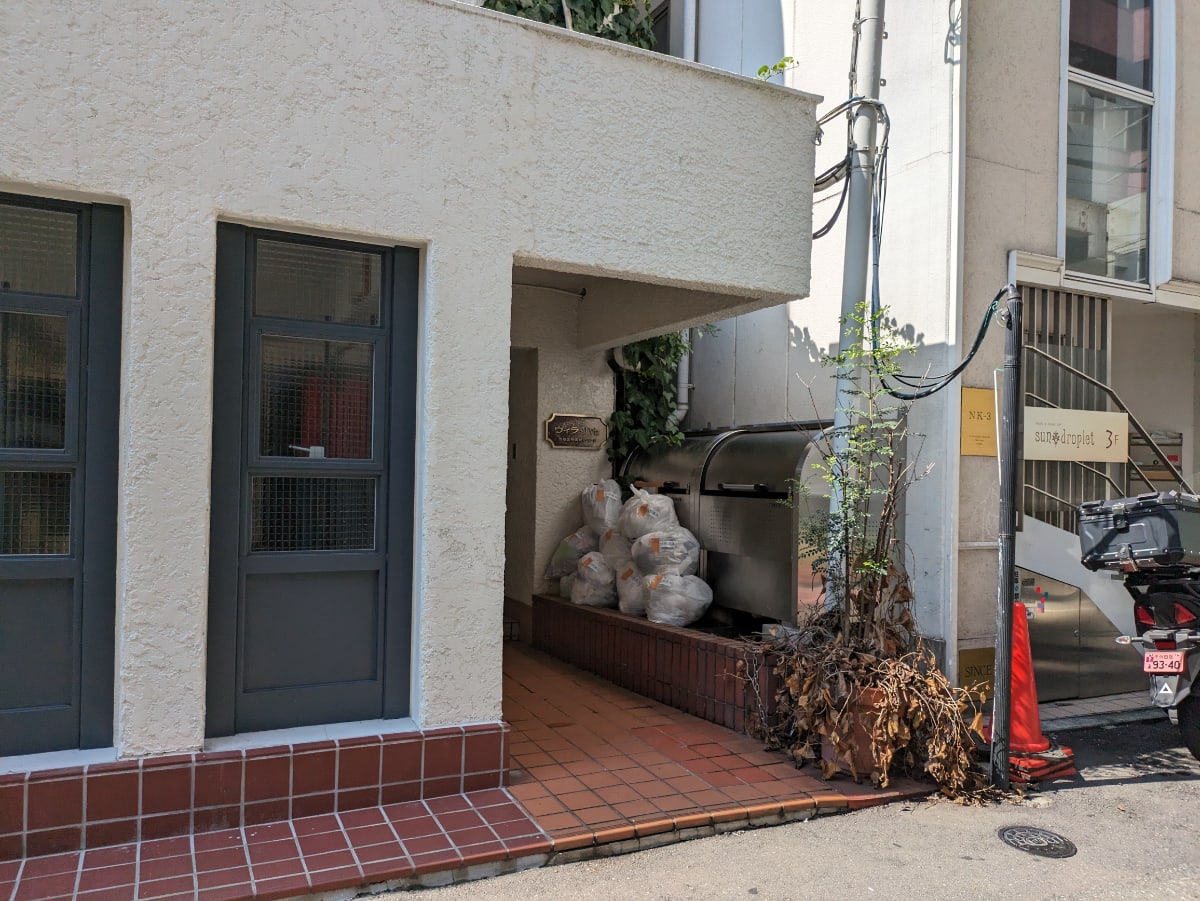 v20241216174059/fresh/building/J00100363835_10