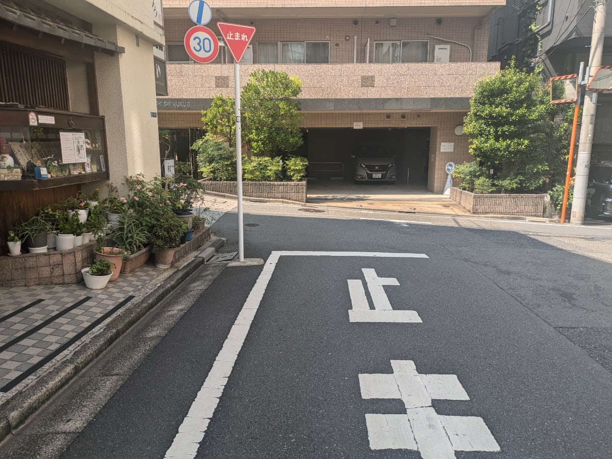 v20241216174059/fresh/building/J00100366173_11