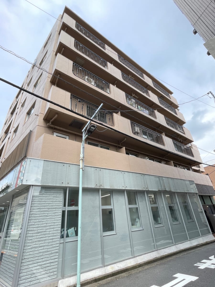 v20241219174105/fresh/building/J00100357022_7