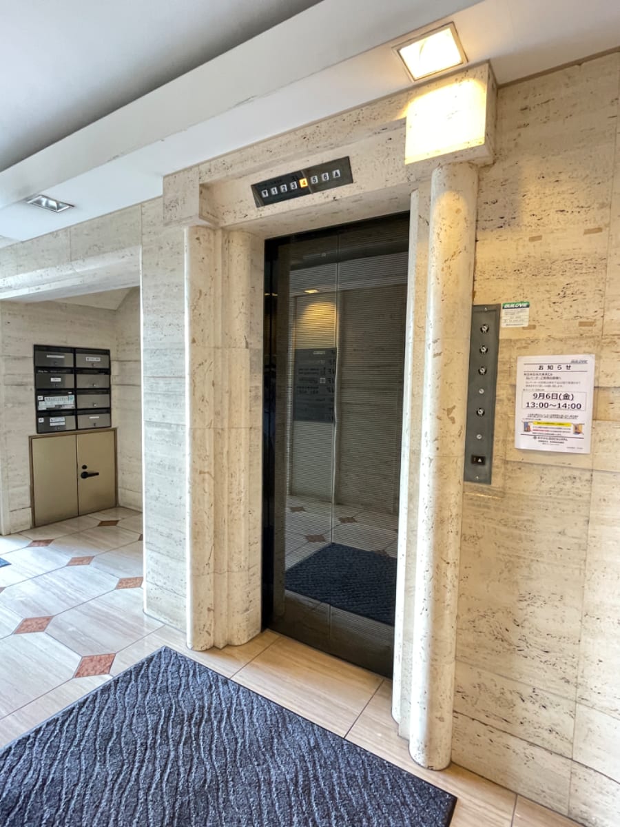 v20241219174105/fresh/building/J00100358582_4