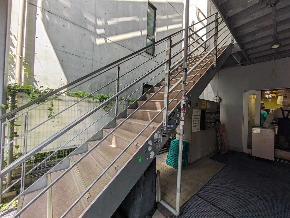 v20241219174105/fresh/building/J00100363227_4