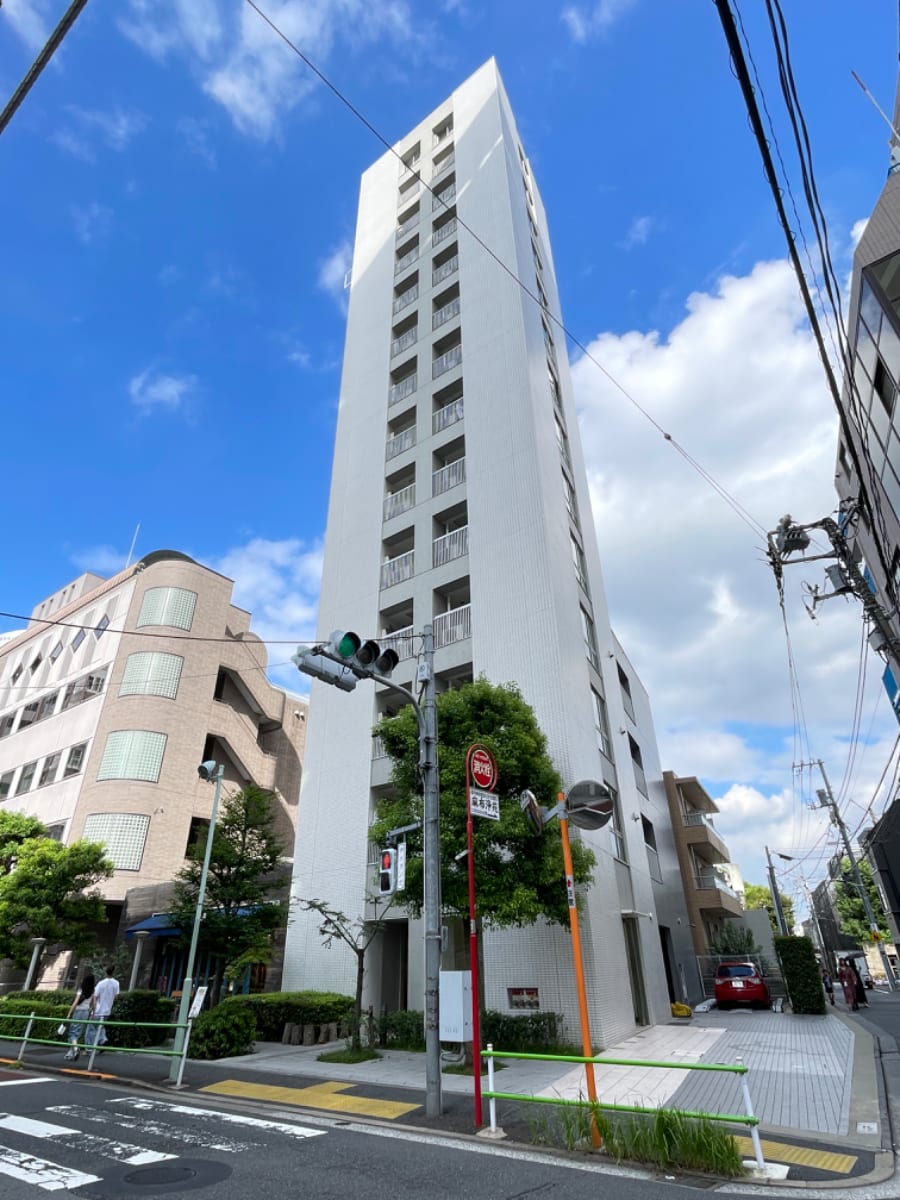 v20241219174105/fresh/building/J00100367899_6