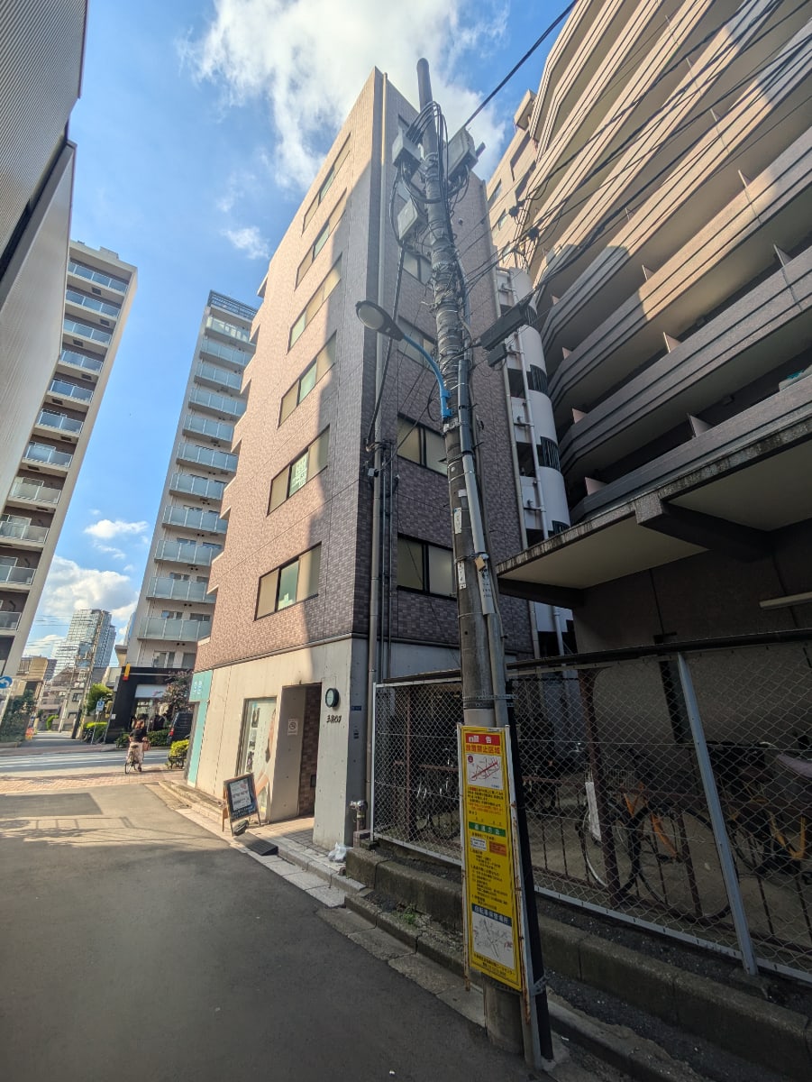 v20241219174105/fresh/building/J00100402001_7